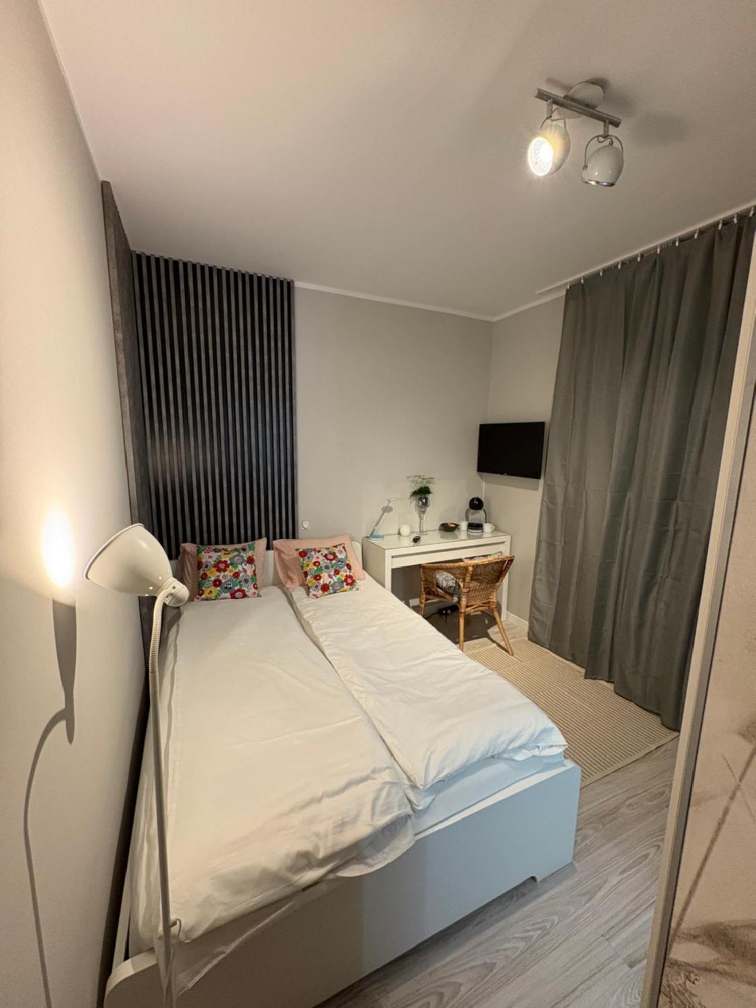 Apartament Airport Гданск Екстериор снимка